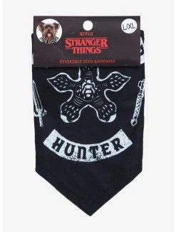 Stranger Things Demogorgon Hunter Reversible Pet Bandana - BoxLunch Exclusive -BoxLunch Shop 17005307 av3