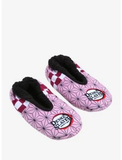 Demon Slayer: Kimetsu No Yaiba Nezuko Kamado Kimono Pattern Slipper Socks - BoxLunch Exclusive