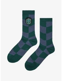 Harry Potter Slytherin Crest Wavy Checkered Crew Socks - BoxLunch Exclusive -BoxLunch Shop 19465590 av3